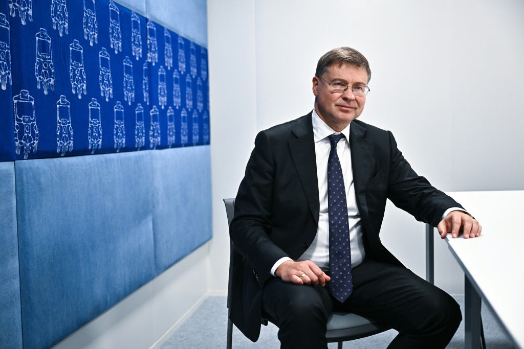 EU economy chief doubtful Russian diesel exports will affect prices