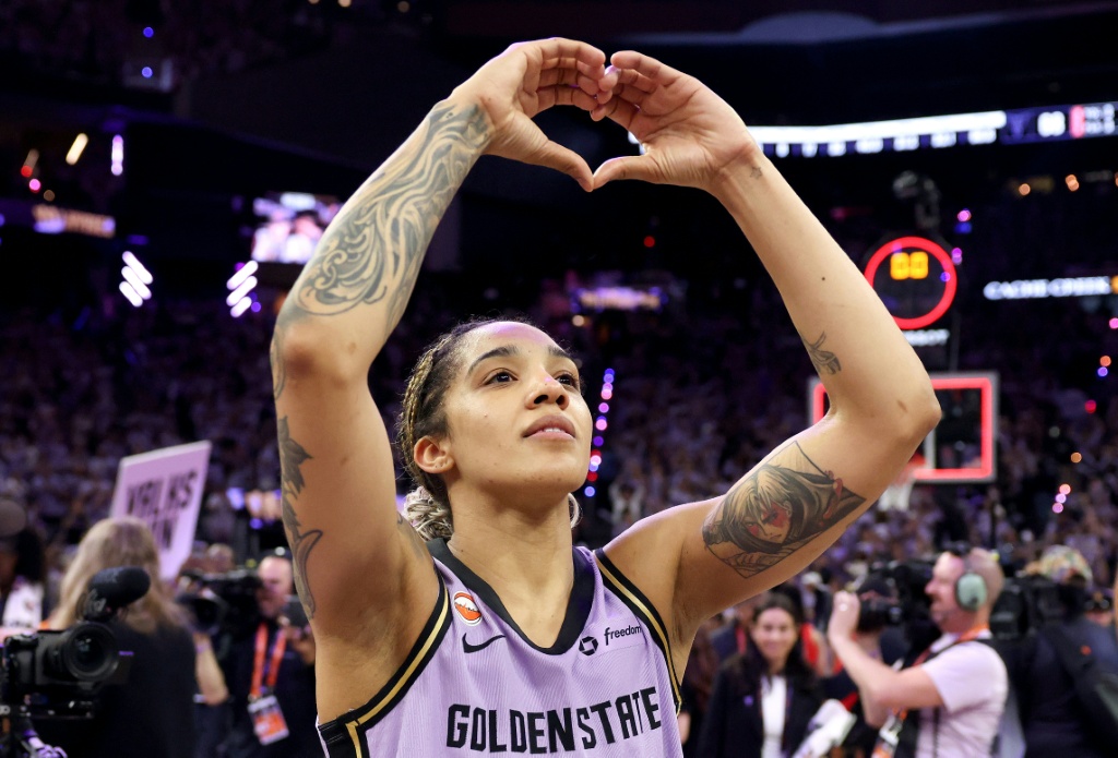 Williams lifts Valkyries past Dream in WNBA Finals opener