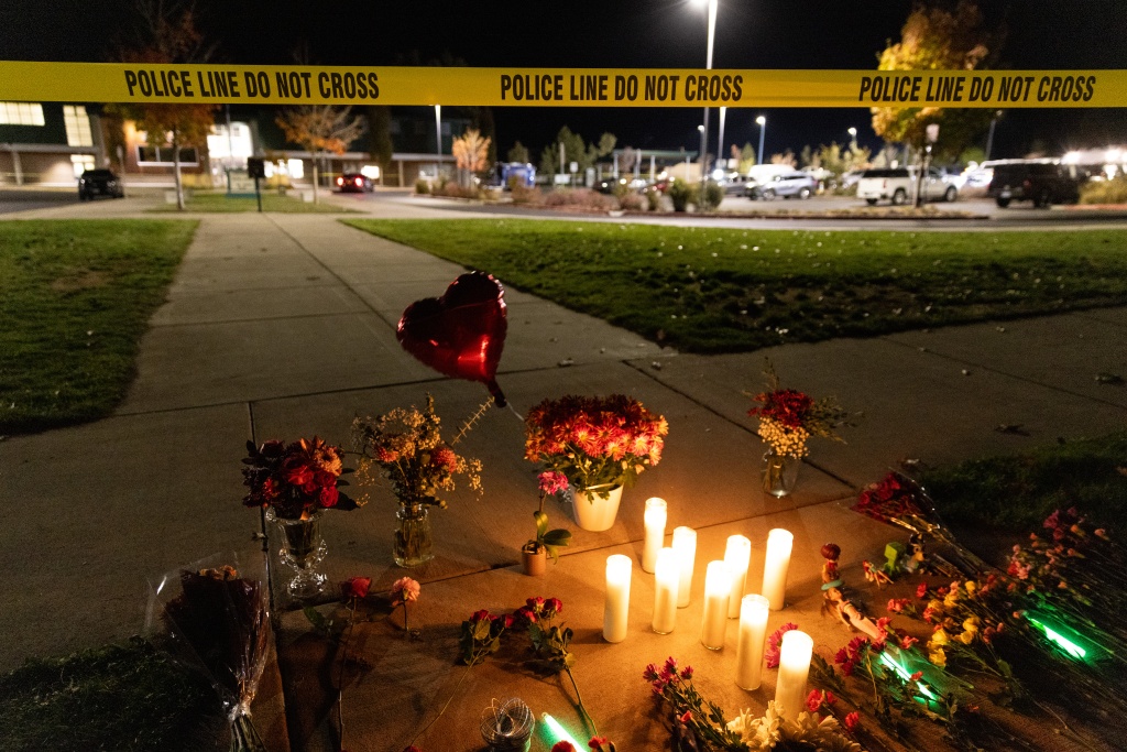 'Great hero' praised for saving lives in Oregon school shooting
