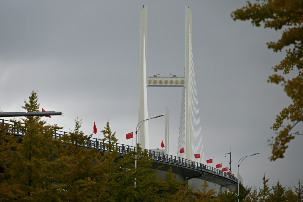 North Korea's Kim makes unannounced visit to Chinese border city