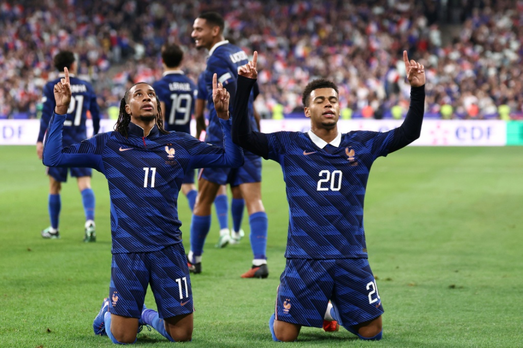 France roar back in Nations League as Italy beat Turkey