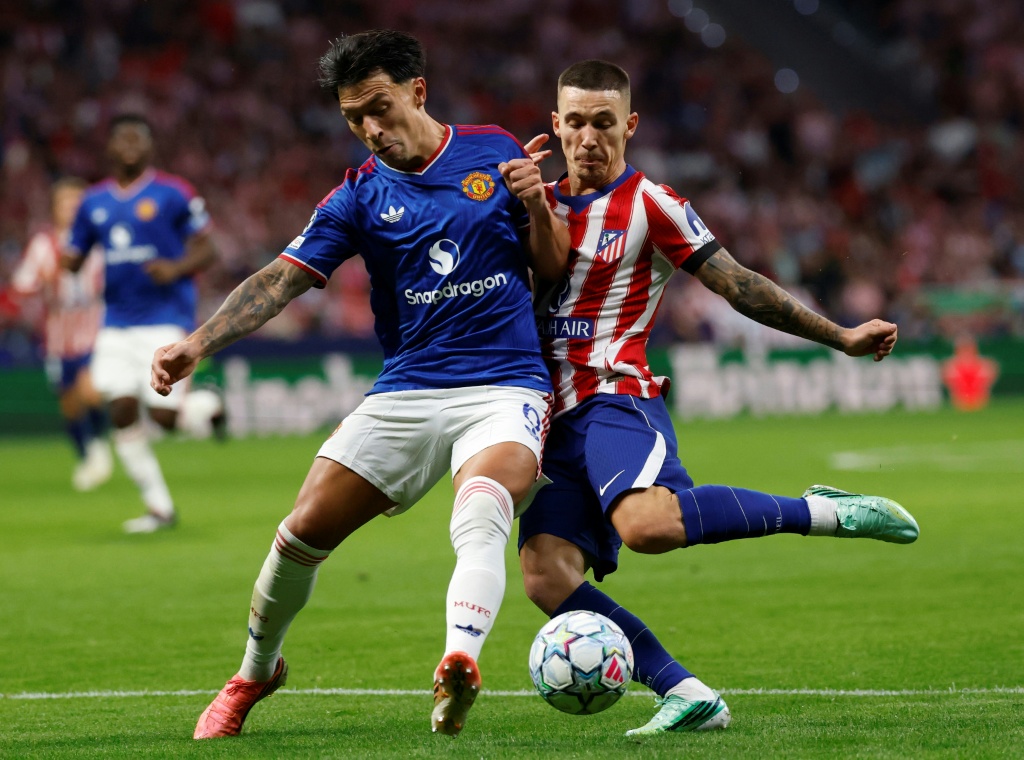 Martinez apologises for outburst at Man Utd hierarchy