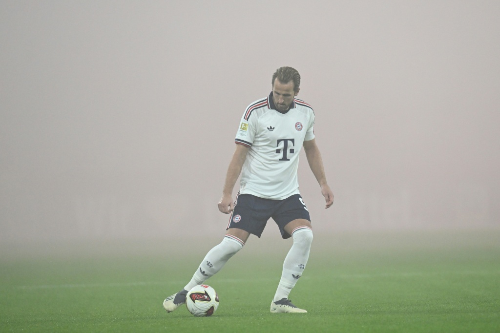 Bayern Munich and forward Harry Kane have had a week of "full extremes," said assistant coach Aaron Danks. — THOMAS KIENZLE / AFP