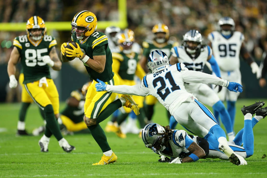 Packers beat Panthers 27-19 as Watson returns from hospital