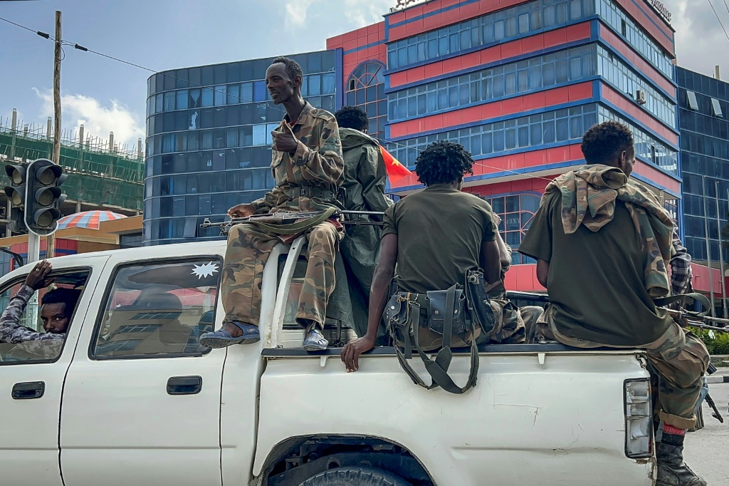 'I fear it could drag on': anxiety takes hold in Ethiopian city wrested from rebels