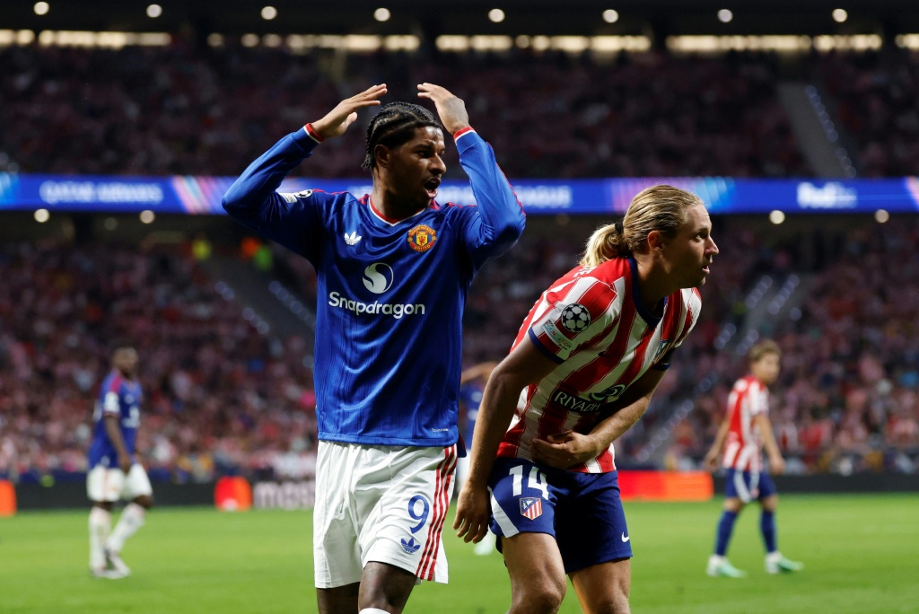 Atletico sink Man Utd as Viking deny Bayern in Champions League