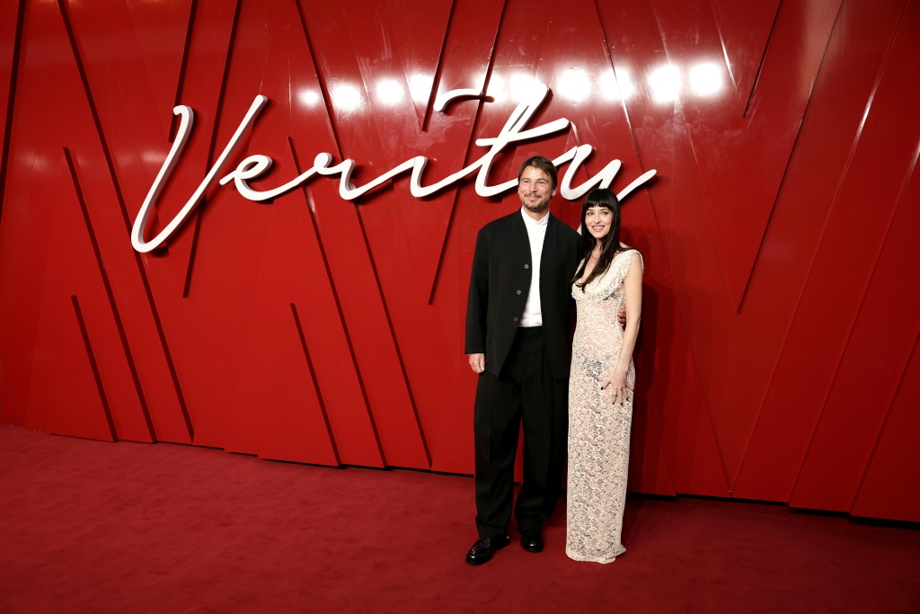 'Verity' kills, Cruise bombs in N. American movie theaters