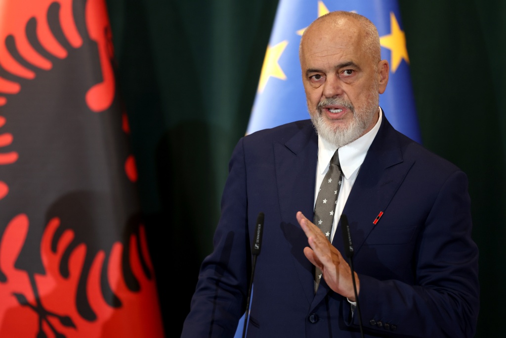 Police and protesters clash again at Albanian anti-government rally