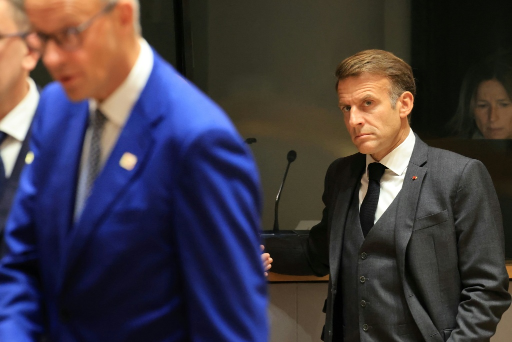 Macron warns urgent to strike EU budget deal before French vote runup