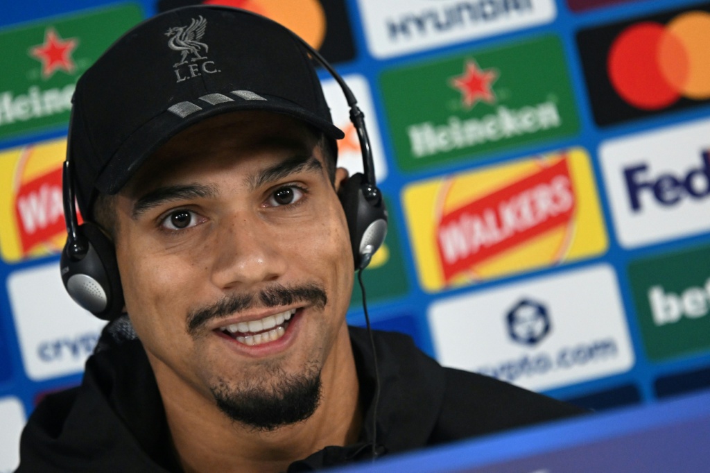 Araujo says too soon to talk about permanent Liverpool move