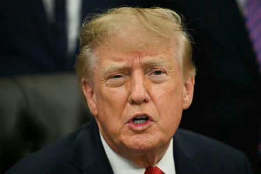 Trump anuncia acordo que garante 'controle permanente' da segurança na Groenlândia
