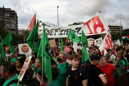 In Barcelona, around 2,000 protesters gathered on Monday night to demand ambitious housing measures — Josep LAGO / AFP