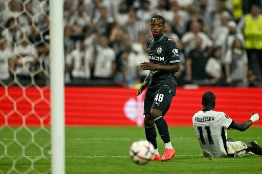L'attaquant de Marseille Keyliane Abdallah a marqué le seul but de son équipe contre le Besiktas (défaite 4-1) en Ligue Europa, le 17 septembre 2026 à Istanbul — Ozan KOSE / AFP