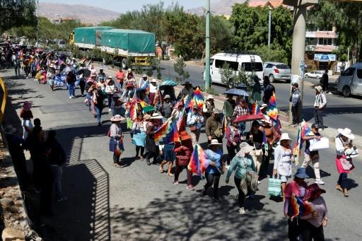 Cultivadores de coca de la región del Chapare partidarios del expresidente Evo Morales manifiestan contra medidas económicas y sociales del gobierno del presidente Rodrigo en Cochabamba, Bolivia, el 4 de septiembre de 2026 — David FLORES / AFP