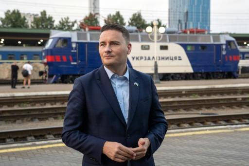 El ministro de Defensa británico, Wes Streeting, el 5 de agosto de 2026 en una estación ferroviaria de Kiev, tras una visita a la capital ucraniana — Jane Barlow / AFP