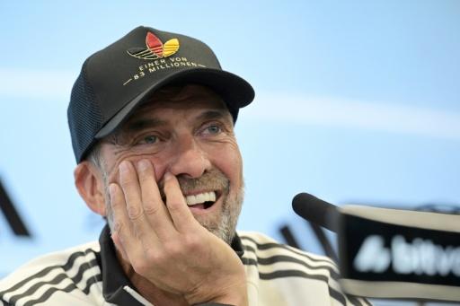 Klopp estreia como técnico da Alemanha com lista dupla de 44 jogadores