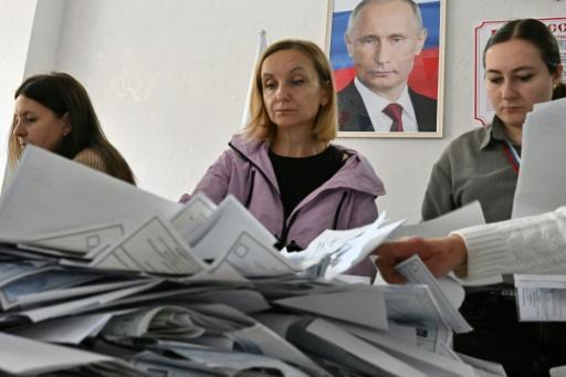 Teilergebnisse: Putins Partei siegt bei Parlamentswahl in Russland