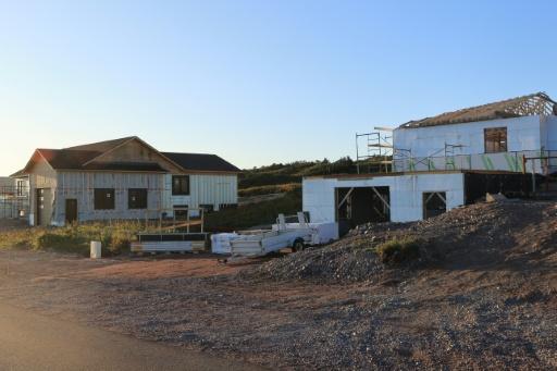 Un village côtier déplacé à Miquelon en raison de l'érosion des côtes le 20 septembre 2026 — Ludovic MARIN / AFP