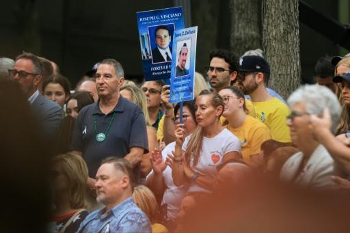 Des personnes rassemblées pour une cérémonie à New York à l'occasion des 25 ans du 11-Septembre, le 11 septembre 2026 — Spencer Platt / AFP
