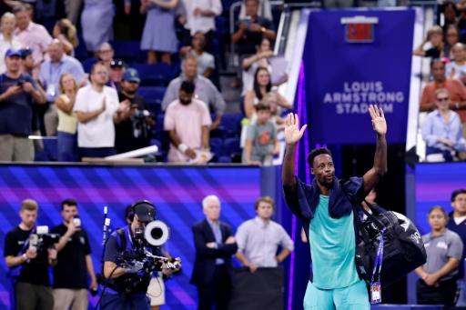 El francés Gaël Monfils se despide del público del US Open el 3 de septiembre de 2026 — Mike Stobe