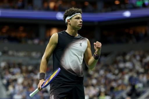 Ben Shelton celebra un punto en el triunfo en semifinales del US Open el 11 de septiembre de 2026 — Patrick Smith