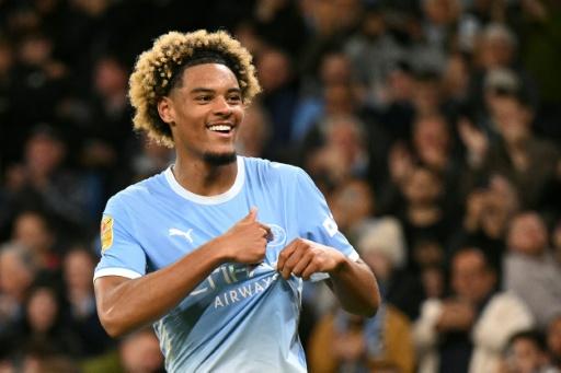 Samba stars on debut in Man City rout of Norwich