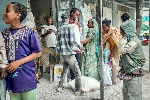 Tigrayans rushed to stock up on supplies amid fears of conflict — - / AFP