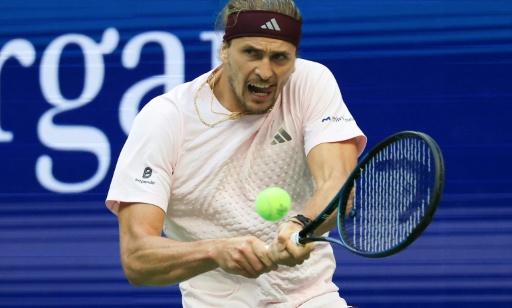 L'Allemand Alexander Zverev lors de sa demi-finale de l'US Open 2026 contre le Russe Karen Khachanov, à New York, le 11 septembre 2026 — TIMOTHY A. CLARY / AFP