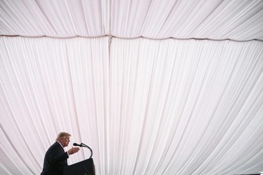 Donald Trump s'exprime à la résidence de l'ambassadeur américain à Dublin, le 12 septembre 2026 — Brendan SMIALOWSKI / AFP
