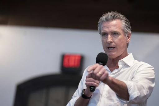 El gobernador de California firma una orden ejecutiva para desarrollar un "interruptor de apagado" de la IA